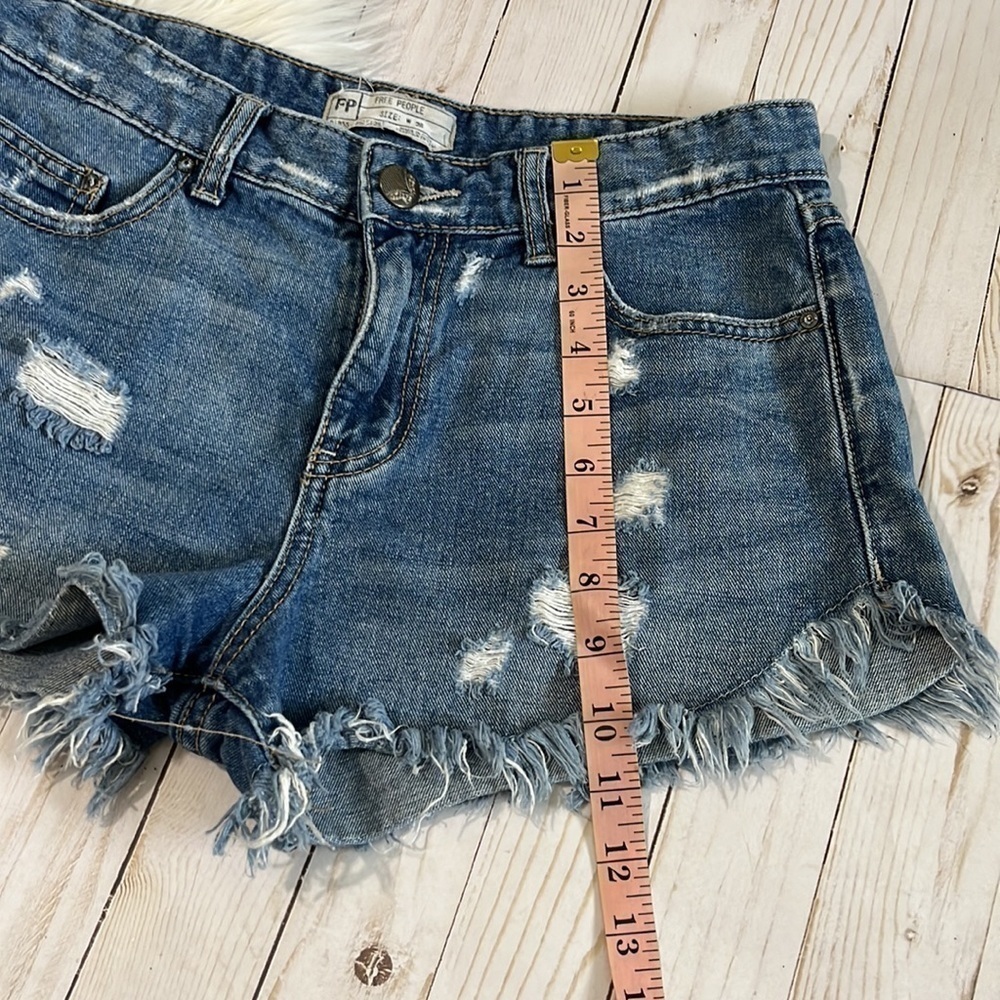 Free People shorts size 28 - Picture 11 of 11